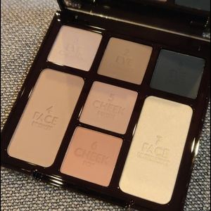 Charlotte Tilbury Instant Look in a Palette